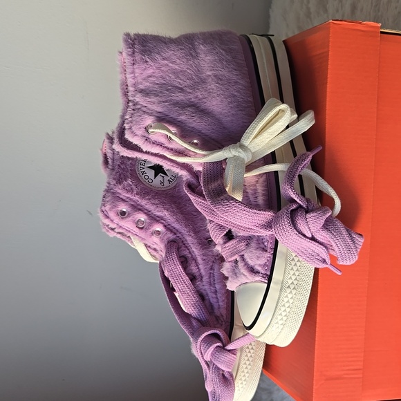 Converse Faux Fur Chuck 70 High Amethyst Size Womens 8.5 - Picture 2 of 6